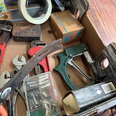 TOOL LOT