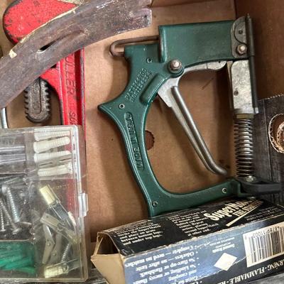 TOOL LOT