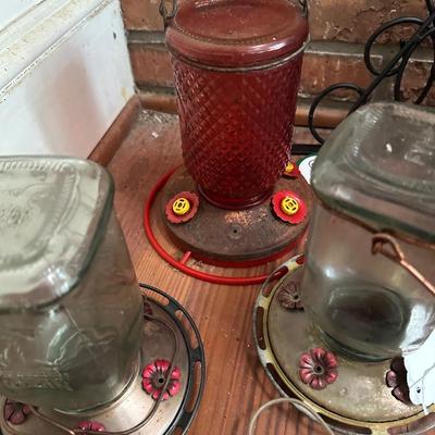 BIRD FEEDER & HOUSE LOT