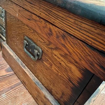 ANTIQUE WOOD TOOL TRUNK CHEST