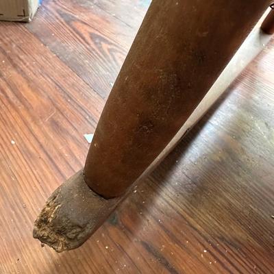 MISC FURNITURE LOT