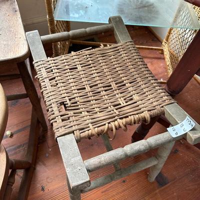 MISC FURNITURE LOT