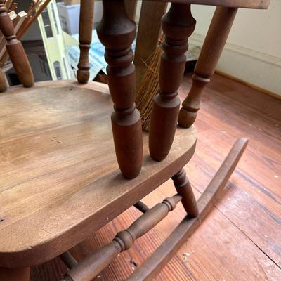 MISC FURNITURE LOT
