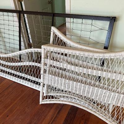 WICKER DAYBED