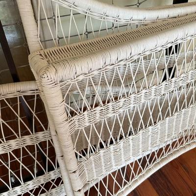 WICKER DAYBED
