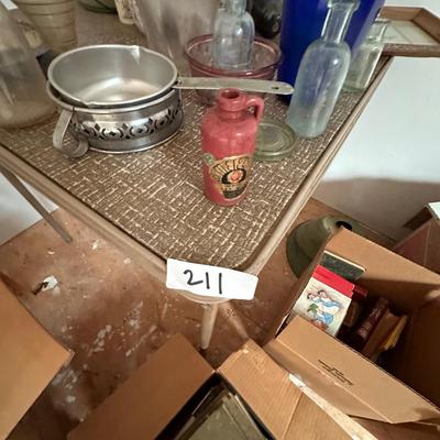 BOOK, HOUSEHOLD ITEM LOT