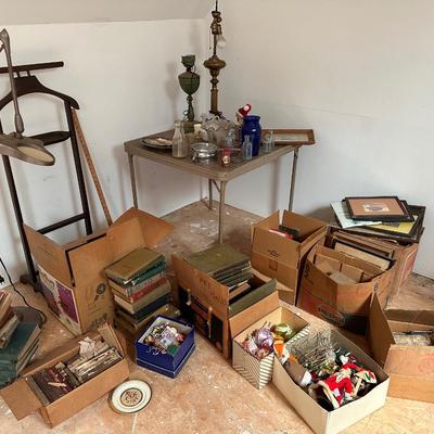 BOOK, HOUSEHOLD ITEM LOT