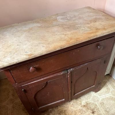MARBLE TOP ANTIQUE WASH STAND