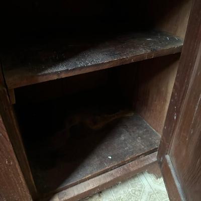 MARBLE TOP ANTIQUE WASH STAND