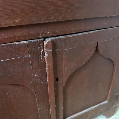MARBLE TOP ANTIQUE WASH STAND