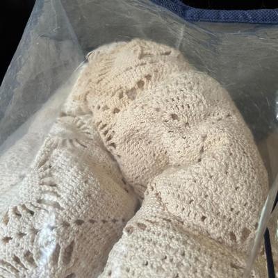 CROCHET BED LINEN LOT