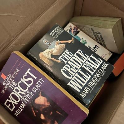 PAPERBACK BOOK LOT