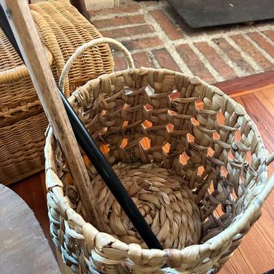 BASKET LOT