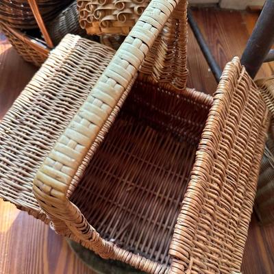 BASKET LOT