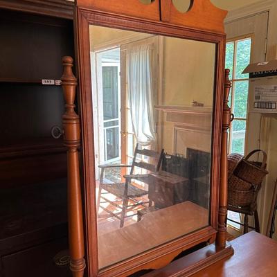 VINTAGE VANITY