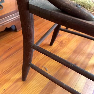 CHAIRS, STOOL& LUGGAGE RACK