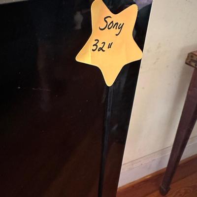 COFFEE TABLE 2 TVS