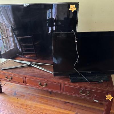 COFFEE TABLE 2 TVS