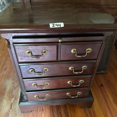 NIGHT STAND