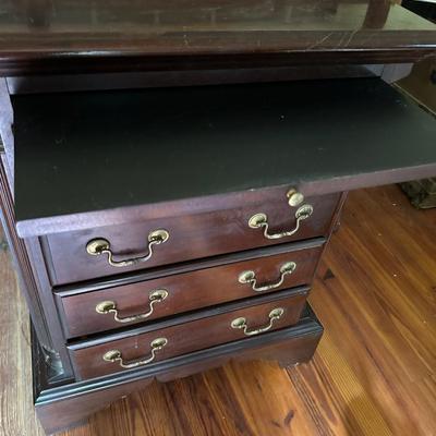 NIGHT STAND
