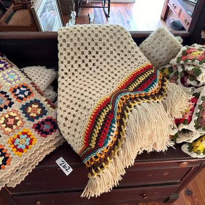 CROCHET AFGHAN, CAPE LOT