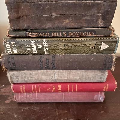 COLLECTIBLE BOOK LOT