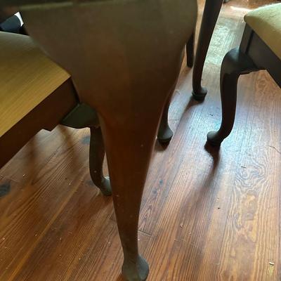 ANTIQUE DINING TABLE 6 CHAIRS