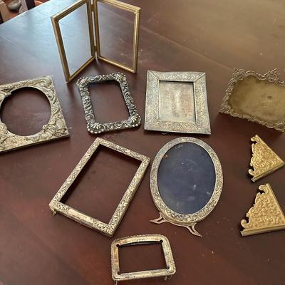 ANTIQUE PICTURE FRAME LOT