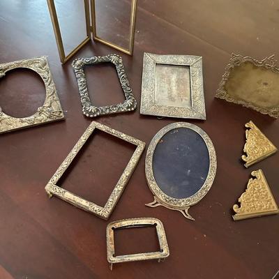 ANTIQUE PICTURE FRAME LOT