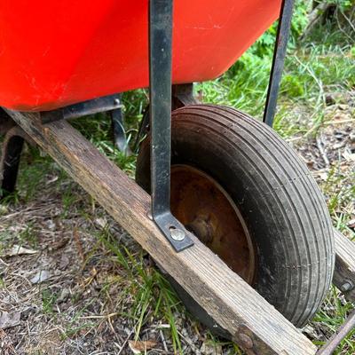 WHEEL BARROW