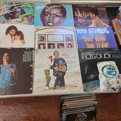 Record Albums Lot James Taylor, Joan Baez, Duke Ellington , Love Story, Mud Slide Slim
