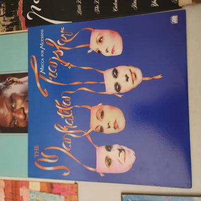 Record Albums Lot James Taylor, Joan Baez, Duke Ellington , Love Story, Mud Slide Slim