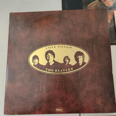Lot of Record Albums Woodstock Beatles White Album, Magical Mystery Tour Abby Road Sgt Peppers Love Songs, Fleetwood MAc,