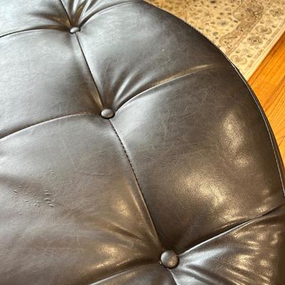 Round Storage Ottoman
