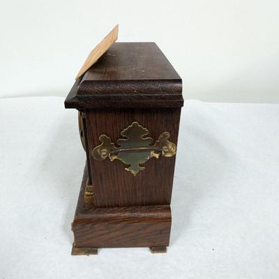 Antique Battery Operated Sessions Clock