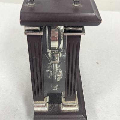 Battery Operated Wallace Carriage Mantle Quartz Clock