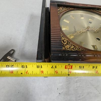 Antique Lindeon 31 Day Wall Clock