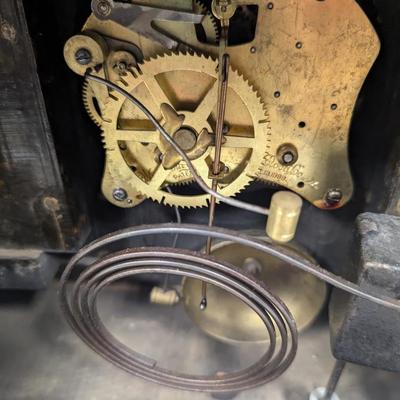 Antique Battery Operated Clock Co. Mantle Clock