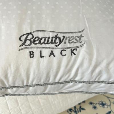 California King Bedding Set Incl. Beauty Rest Black Pillows, Throw Pillows, Quilt, Bed Skirt, Sheets