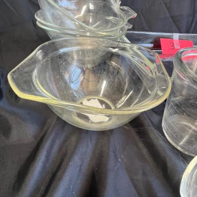 Kitchen bakeware