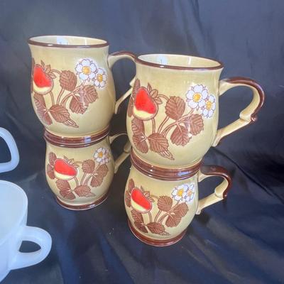 Lot of mugs