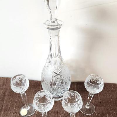 Lot #63 Vintage Crystal Decanter with 4 glasses