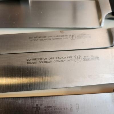 Large Knife Storage Block with Knives Henckels Ed Wusthof Dreizackwerk & others
