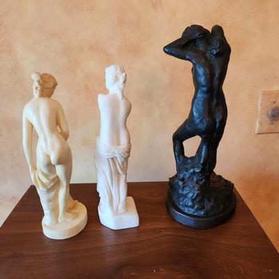 Lot of 3 Women Statues 2 Made in Italy A. Santini 1 Nude Woman Bathing Alva Museum Replicas Sculpture