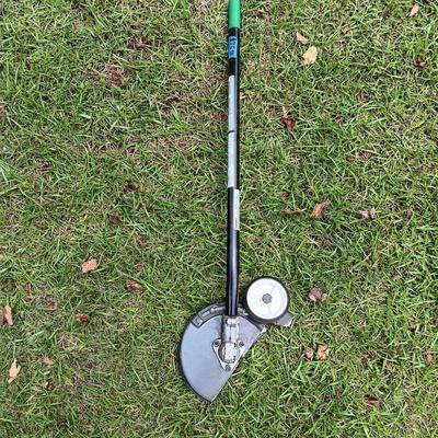 Trimmer attachment for weed eater