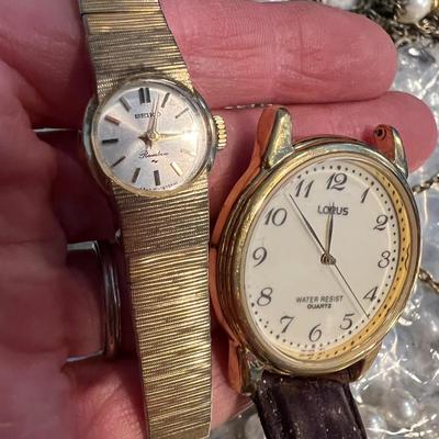 Large Mixed Costume Jewelry Lot - Vintage & Contemporary