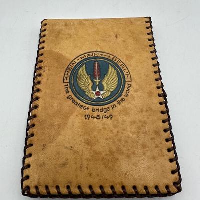1948 Berlin Leather Fold w/ Mirror