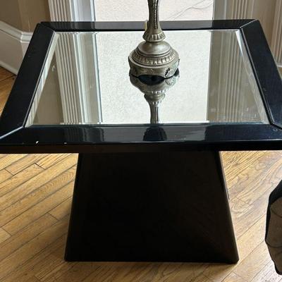 Black Glass Top End Table
