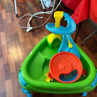 Kids Sand or Water Table