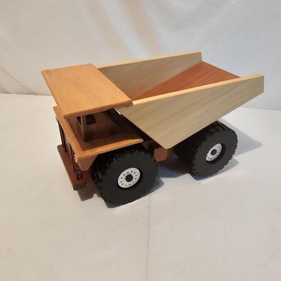 Big Rig Wooden Toy Trucks (G-JS)